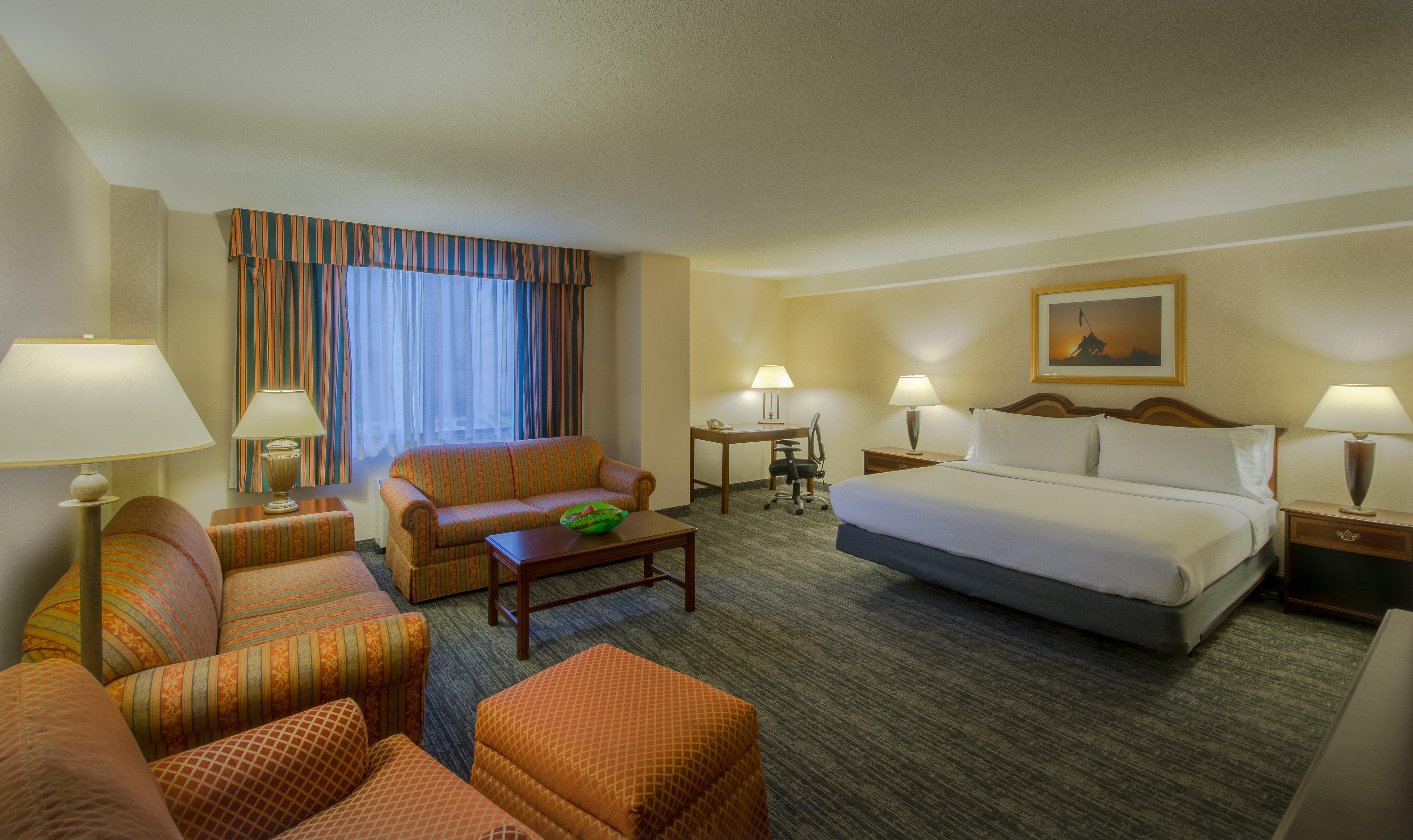 Holiday Inn Arlington At Ballston By Ihg Exterior foto