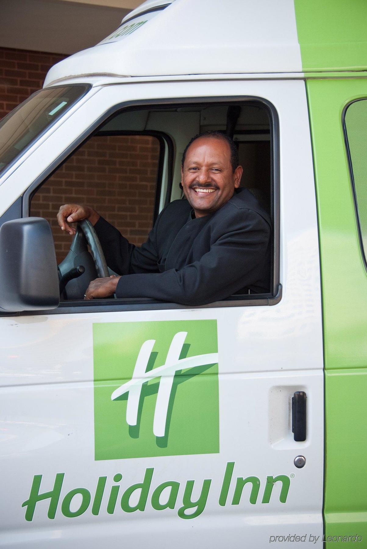 Holiday Inn Arlington At Ballston By Ihg Exterior foto